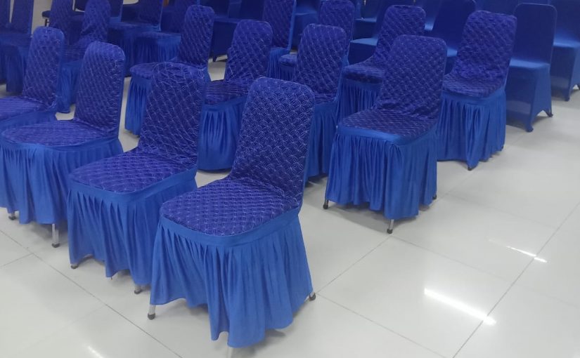 Jasa Sewa Kursi Susun Cover Rumbai Biru Jakarta