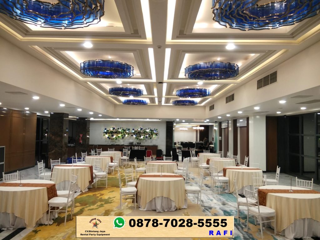 Sewa Kursi Tiffany Dan Round Table Bogor