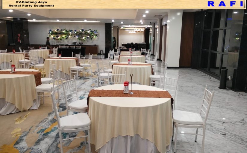 Sewa Kursi Tiffany Dan Round Table Bogor