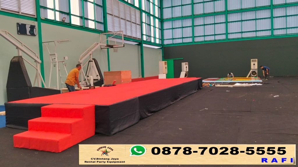 Sewa Panggung Karpet Merah Poni Hitam Rawamangun Jakarta