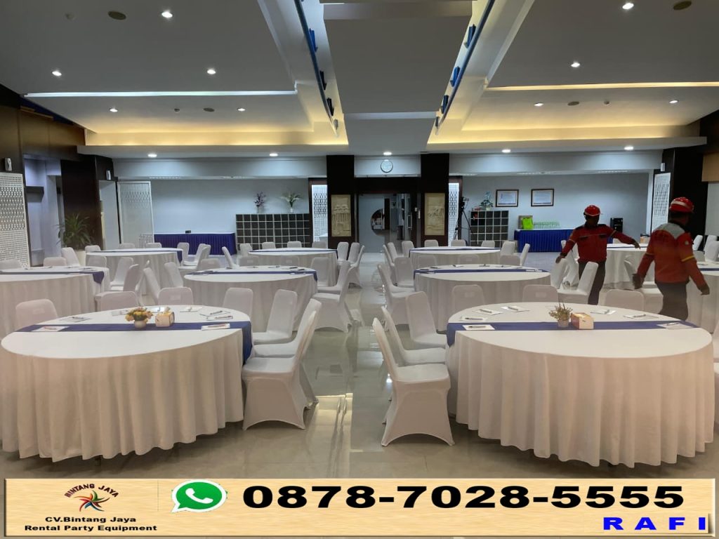 Rental Meja Kursi Di Bekasi - Meja Bulat Dan Futura Cover Putih