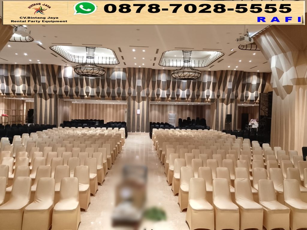 Sewa Kursi Futura Cover Street Gold Dan Hitam Event Di Kemayoran