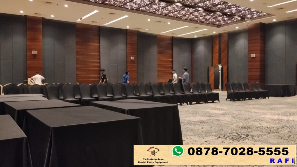 Sewa Cover Hitam Ketat Kursi Raja Jakarta