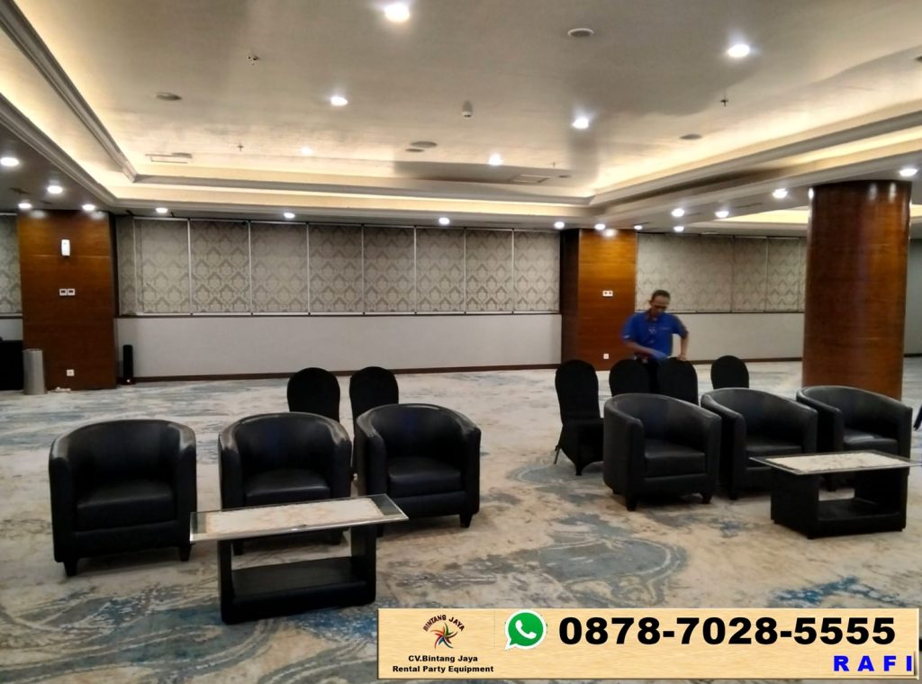 Sewa Sofa oval Warna Hitam Event Hk Tower Jakarta