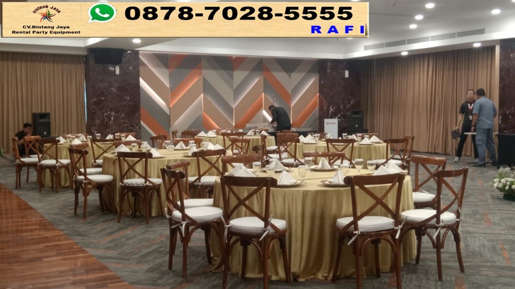 Jasa Sewa Round Table Gold Set Cross Back Kuningan Jakarta
