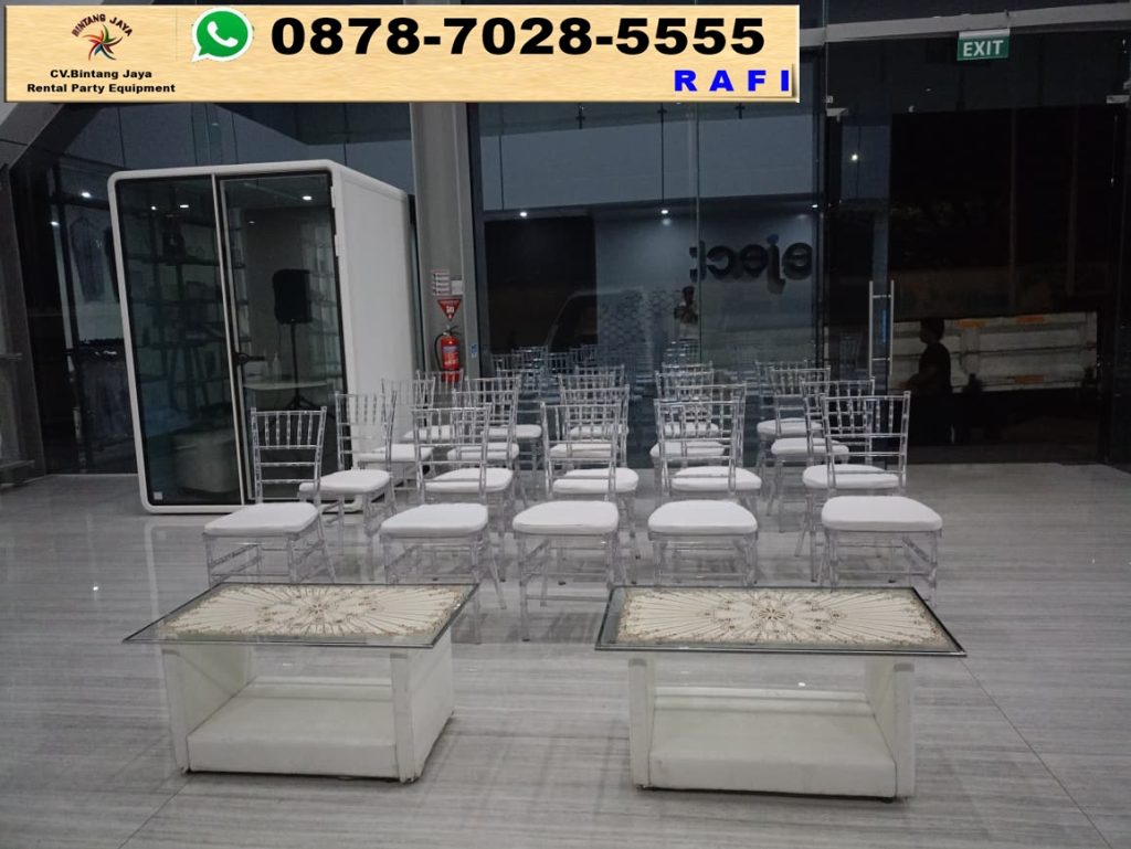 Rental Kursi Tiffany Serta Meja VIP Kaca Putih Jakarta