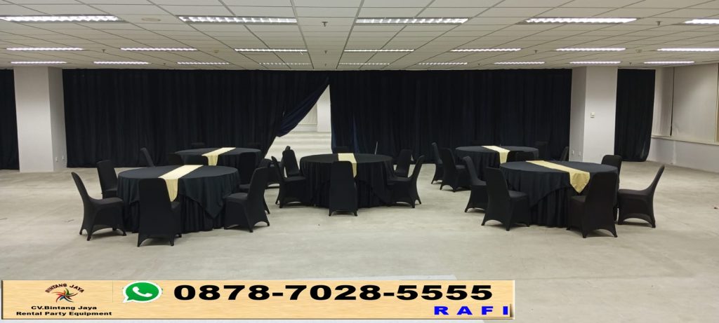 Sewa Sarung Kursi & Taplak Meja hitam Event Tower Monas Jakarta