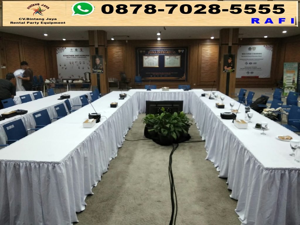 Sewa Meja Kotak Taplak Skirting Putih Cikarang 0878-7028-5555